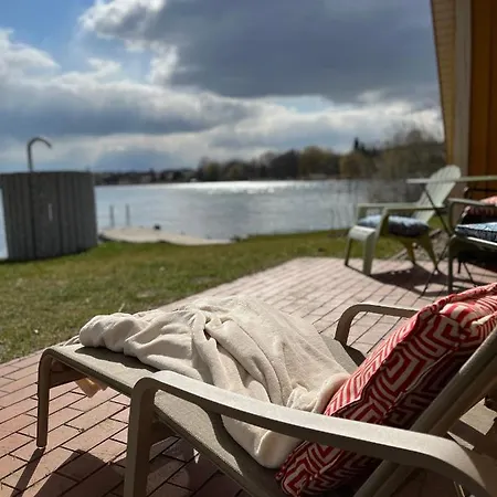 Ferien Direkt Am Wasser Mit Hund Krakow am See Exterior photo